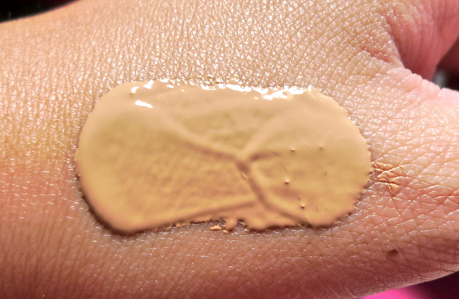 Vmv Hypoallergenics Skin Savvy 60 Foundation In W4 The Beauty Junkee
