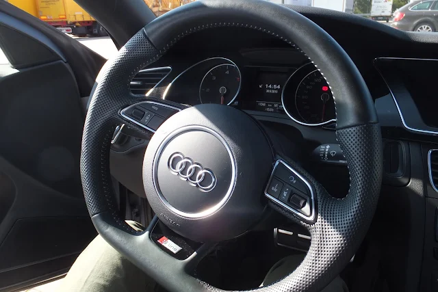 audi-a5-interior-sline-steering-wheel