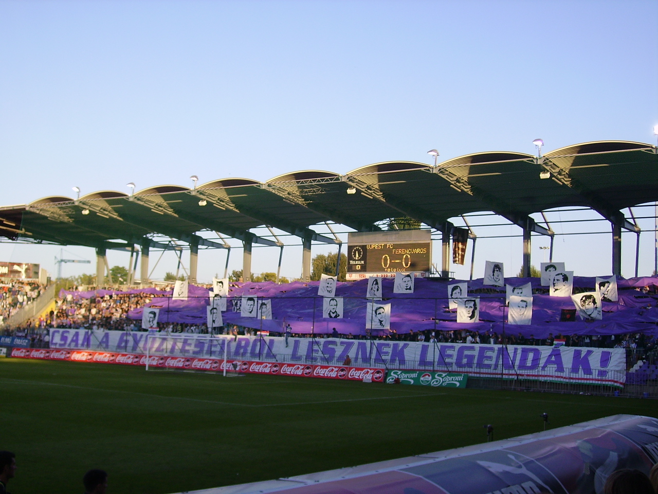 stadien Budapest Szusza Ferenc Stadion (UjpestFerencvaros) Oktober 2009
