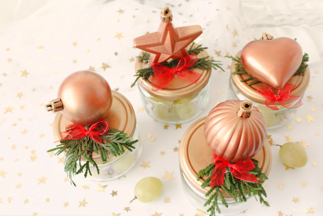 presentar-uvas-nochevieja-bote-reciclado-adornos-pegados-tapa