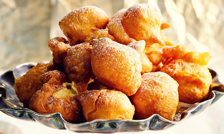 Buñuelos de Yuca con Queso