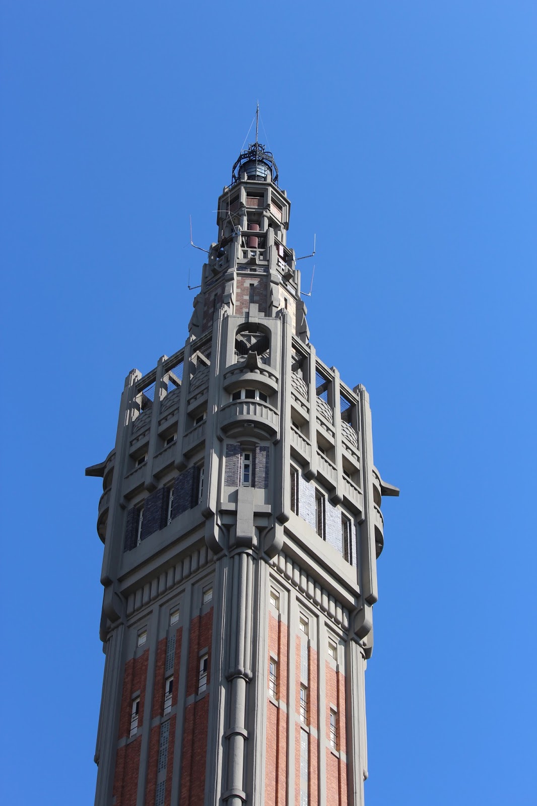 Historia y Genealogía: Beffroi. Campanario del Ayuntamiento de Lille