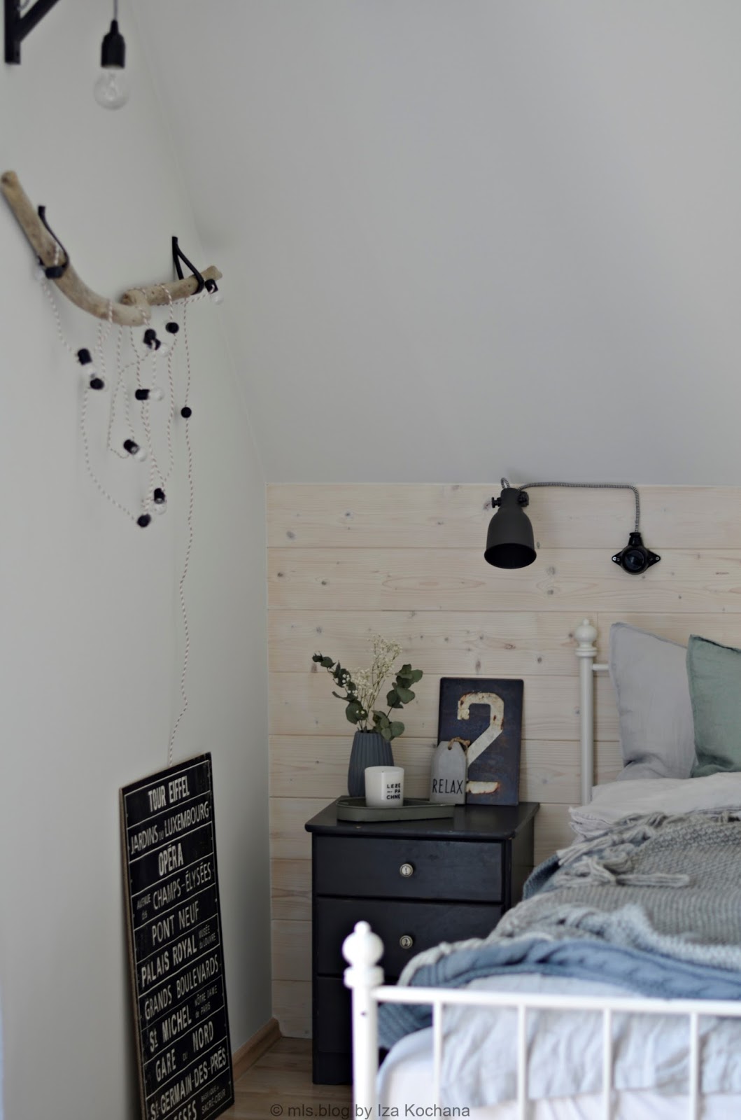 cozy nordic bedroom