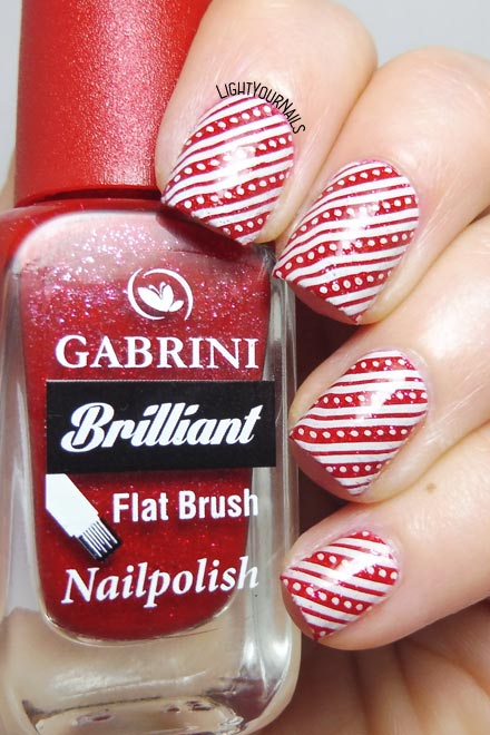 Red white Christmas stripes stamping nail art feat. BeautyBigBang BBB-XL-033 stamping plate manicure natalizia a strisce bianche e rosse #nailart #stamping #nailstamping #nails #lightyournails #unghie