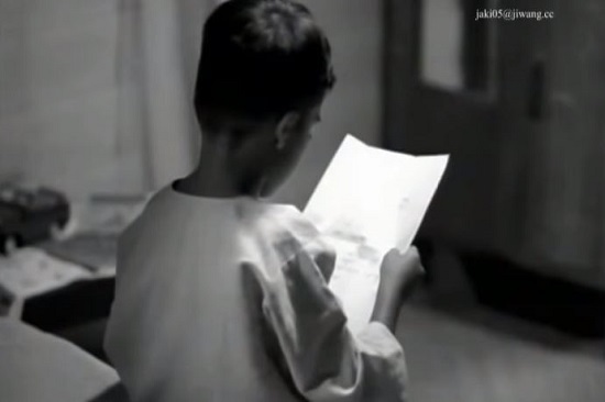 Penyesalan Mendalam Seorang Ayah yang Tak Bisa Hentikan Air Mata, Saat Tahu Isi Surat Anaknya