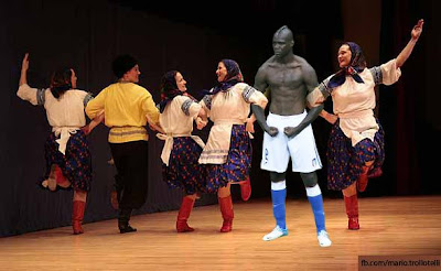 [Obrazek: mario-balotelli-euro-2012-mem-jarzebina-taniec.jpg]