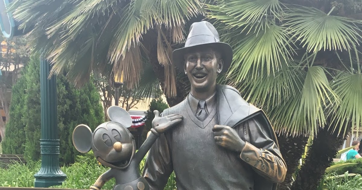 Storytellers Statue Disney California Adventure Guide
