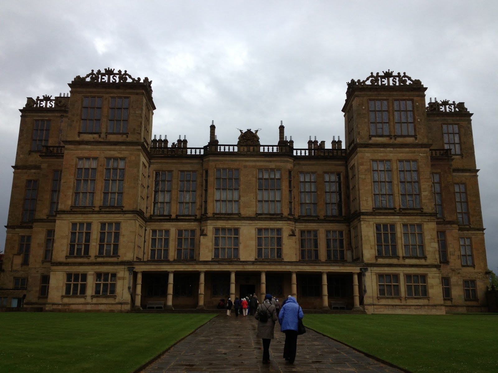 My Early Modern World Hardwick Hall more Glass Than Wall 
