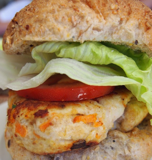 Eat Love Move: Scotty's Homemade Chicken Burgers