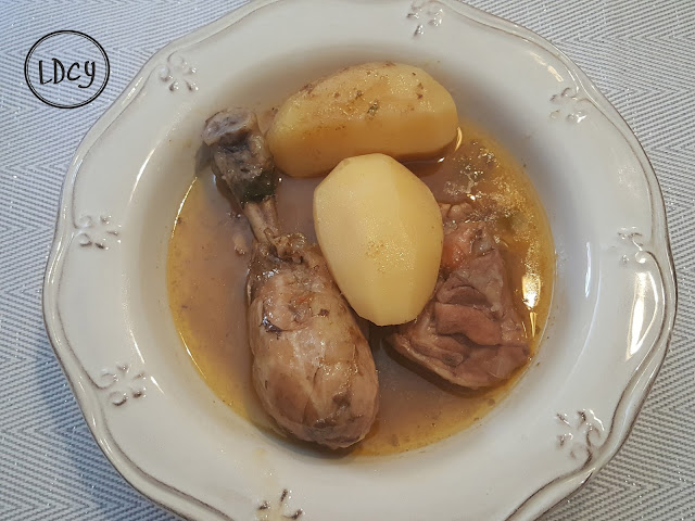Estofado De Pollo/chicken Stew
