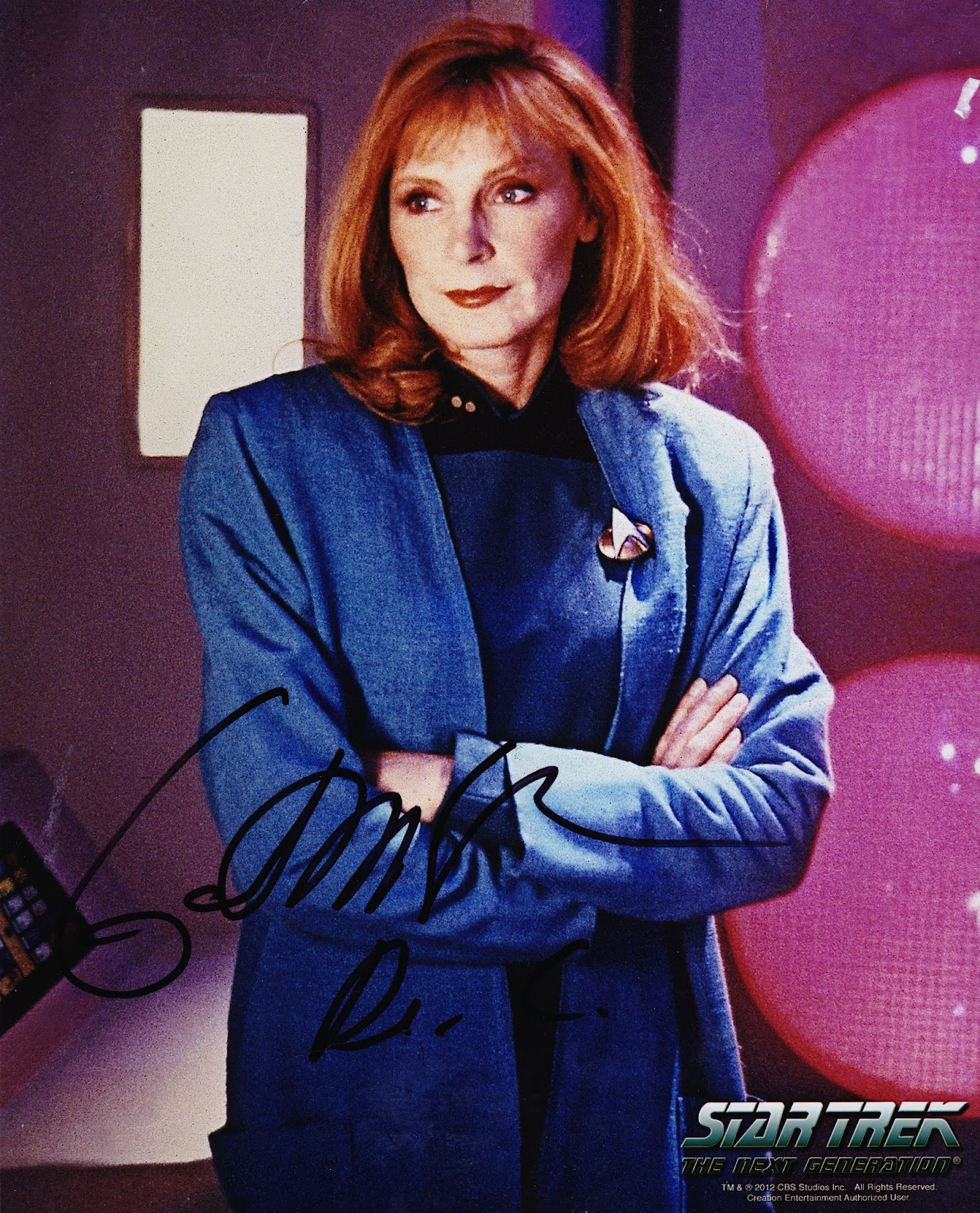 Gates McFadden Dallas ComicCon 2013 Autograph Hound's Blah Blah Blog