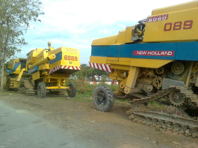 Tanah Utara: warna warni mesin padi..................................