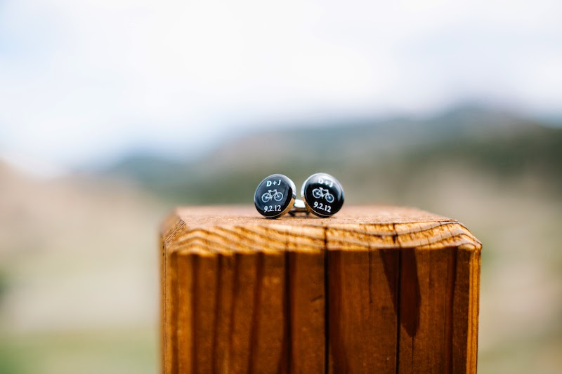 https://www.etsy.com/listing/101585555/bike-monogram-and-date-cufflinks?ref=shop_home_active_16&ga_search_query=bike