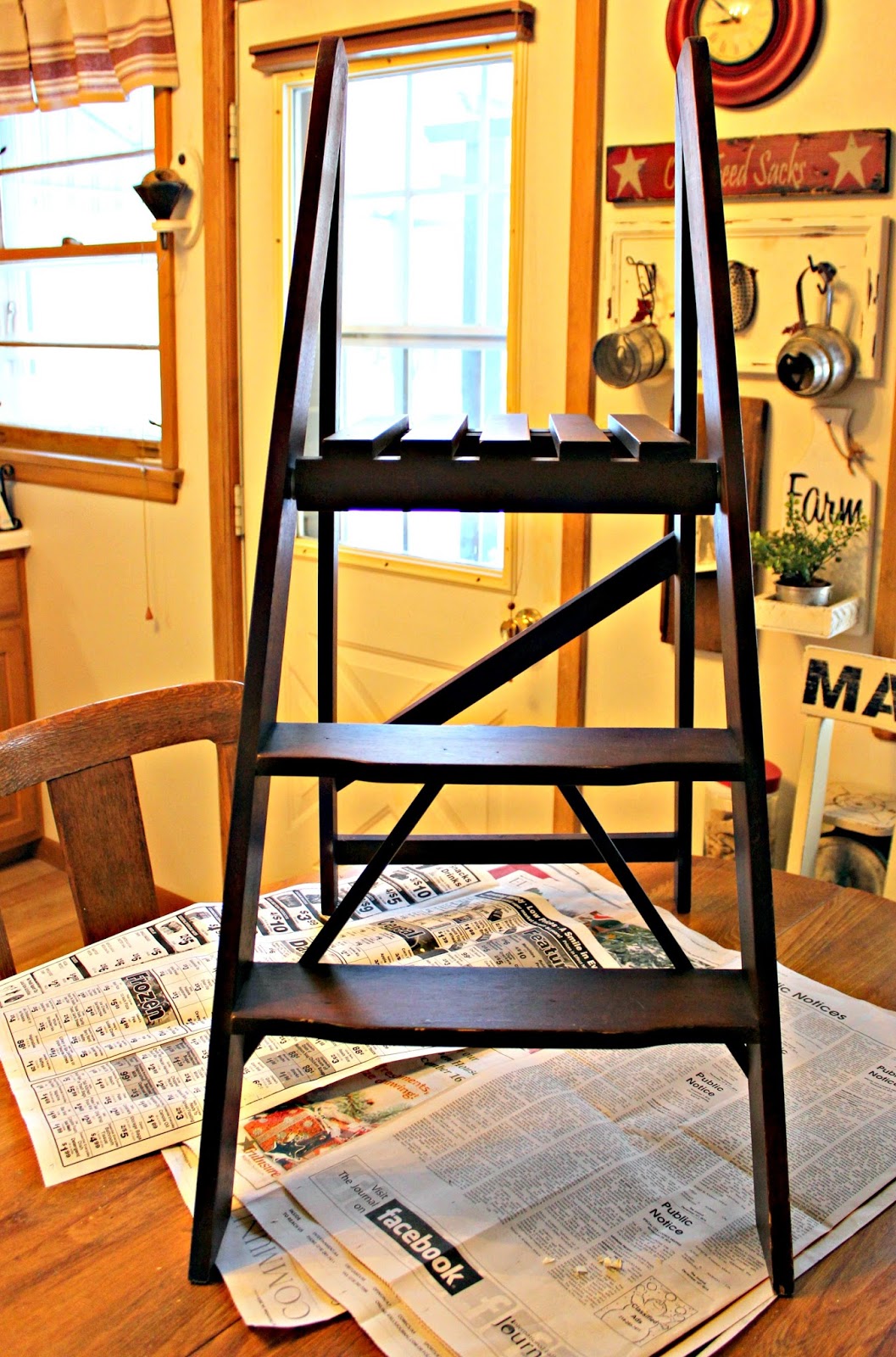 Garage Sale Step Ladder Style Plant Stand Makeover Organized Clutter