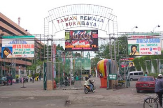 THR Surabaya