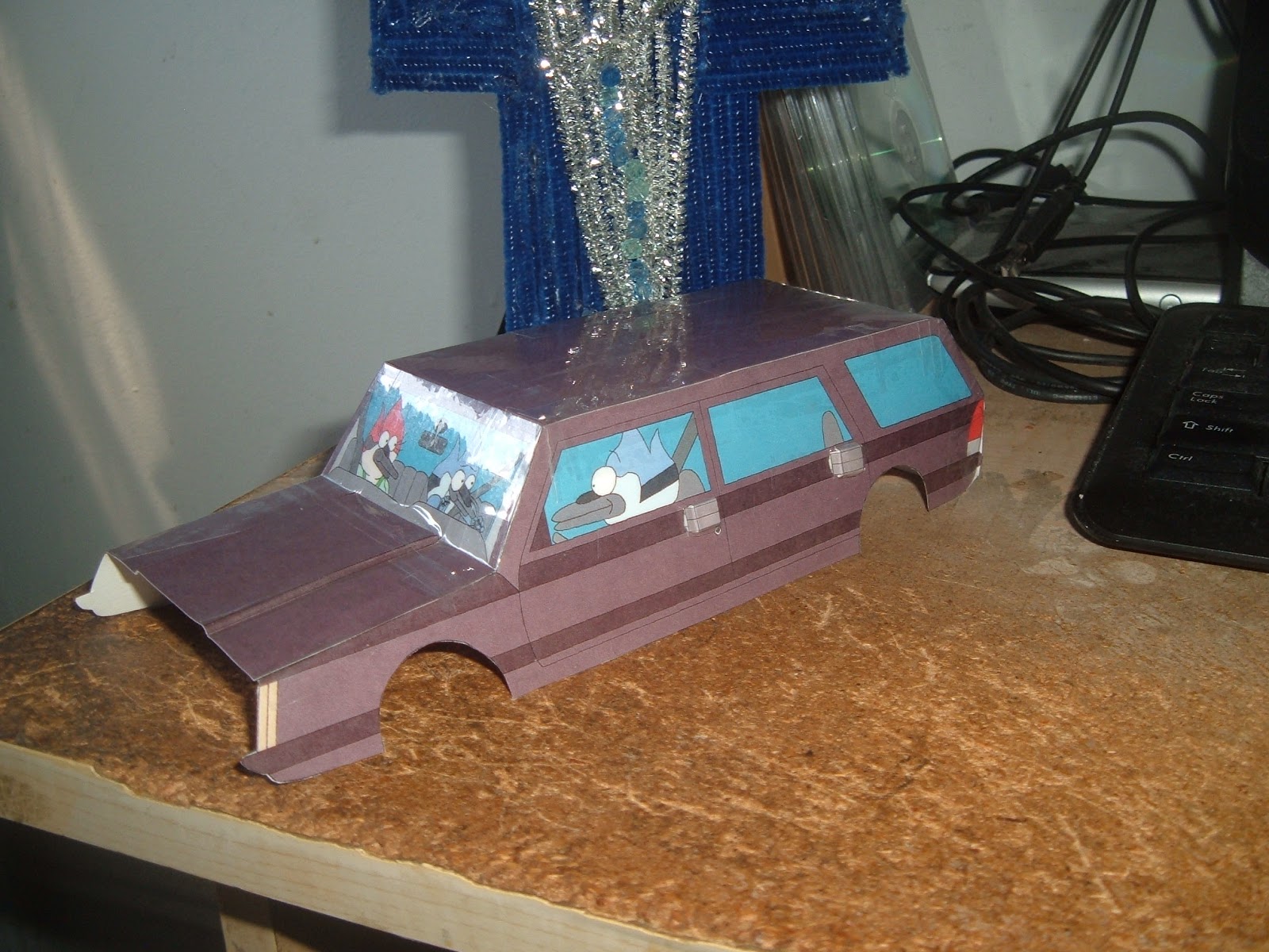 papermodelmatersexclusive's new on regular show benson's park station