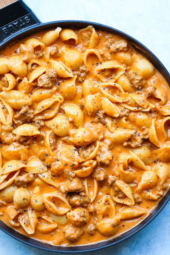 CREAMY BEEF AND SHELLS #creamy #beef #shells #dinner #dinnerideas #dinnerrecipes CREAMY BEEF AND SHELLS #creamy #beef #shells #dinner #dinnerideas #dinnerrecipes