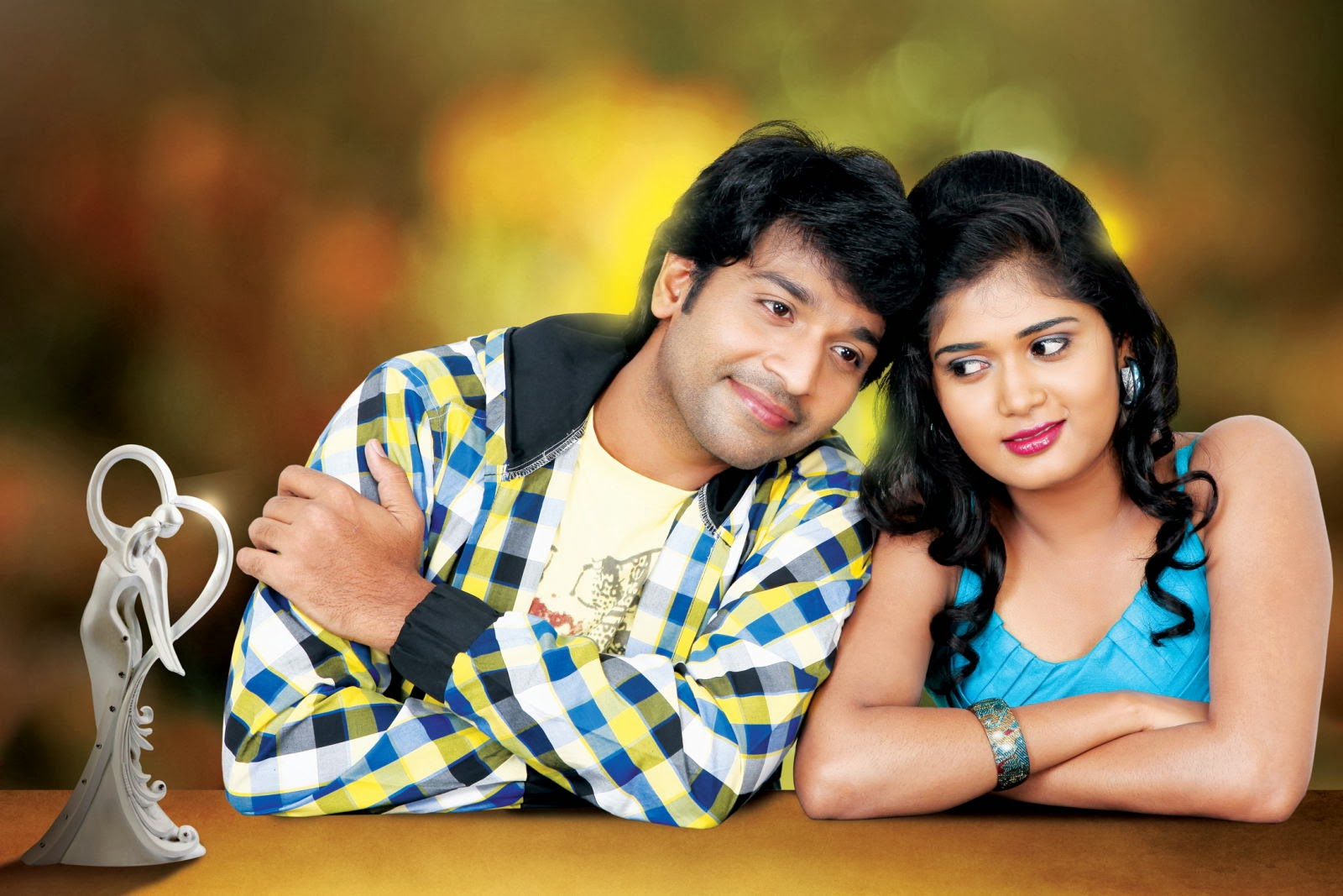 продавец в кафетерий. Enjoy still. Meal pink. ноут в аэропорту. Enjoy still.