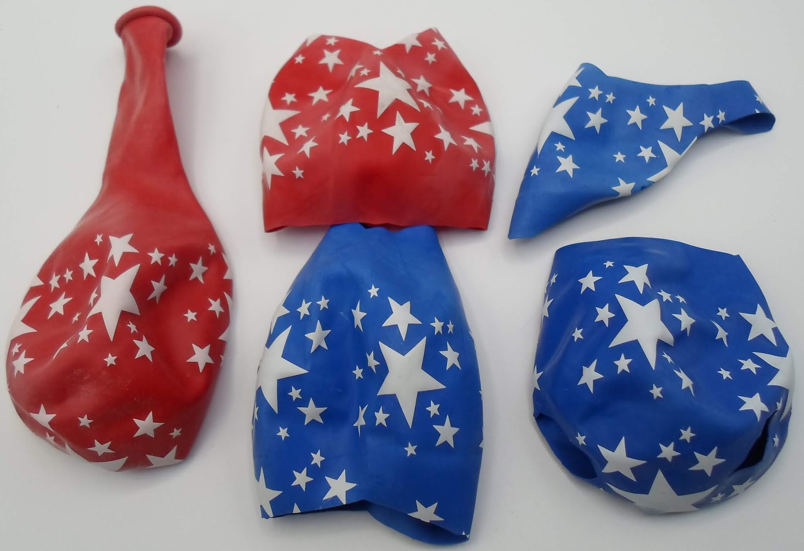 DIY Barbie Blog Barbie Clothes from Balloons Summer Holidays Version