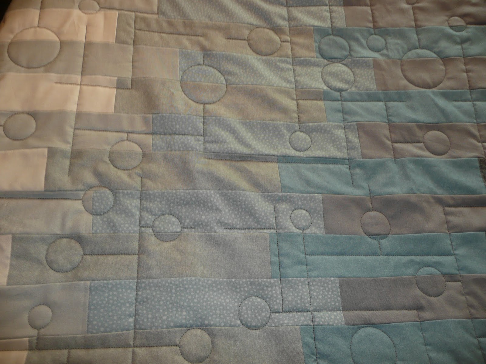 Acorn Ridge Quilting Connor's Move Over Quilt