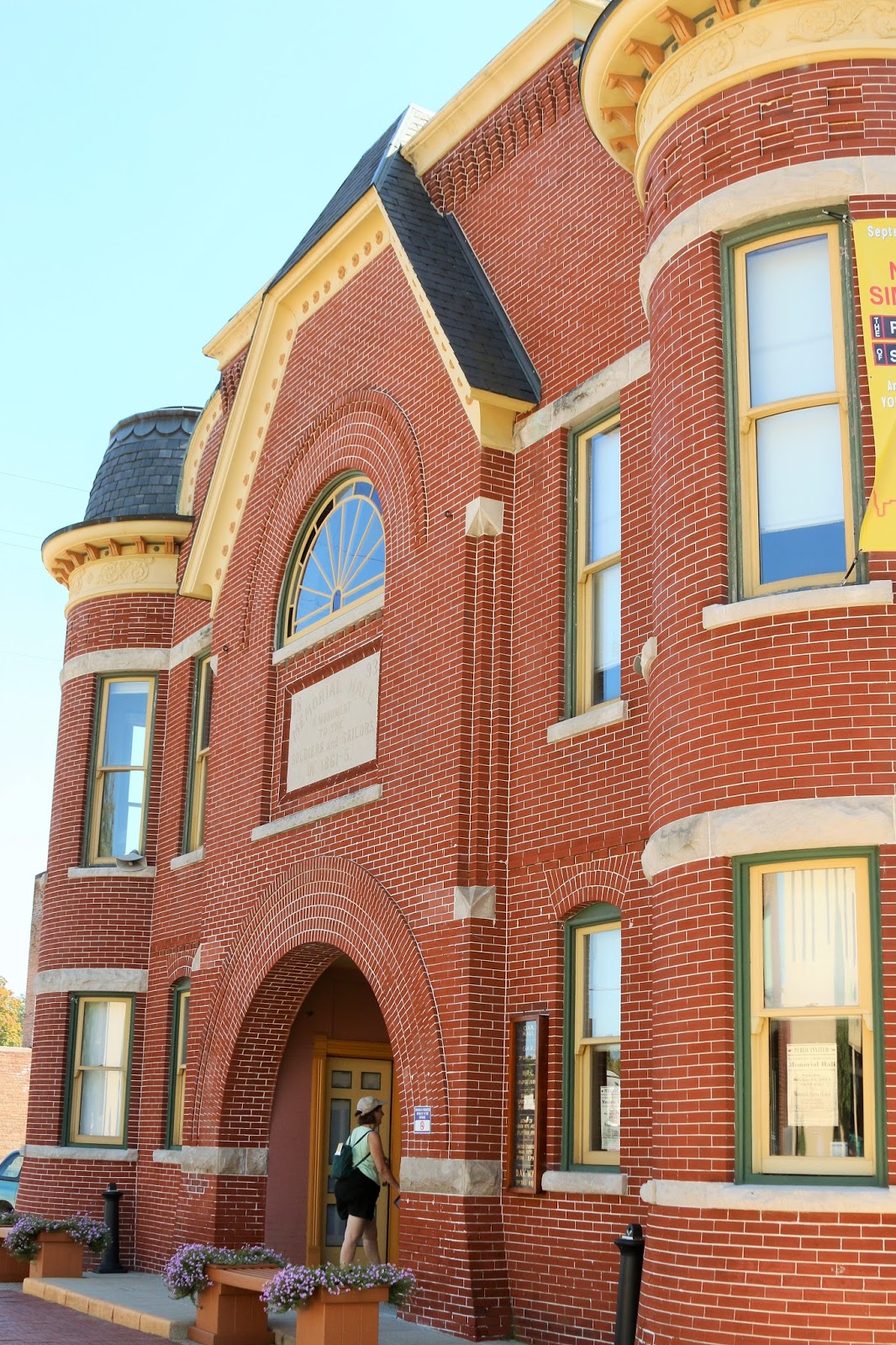 Nomadic Newfies Cupcake Heaven aka Valparaiso