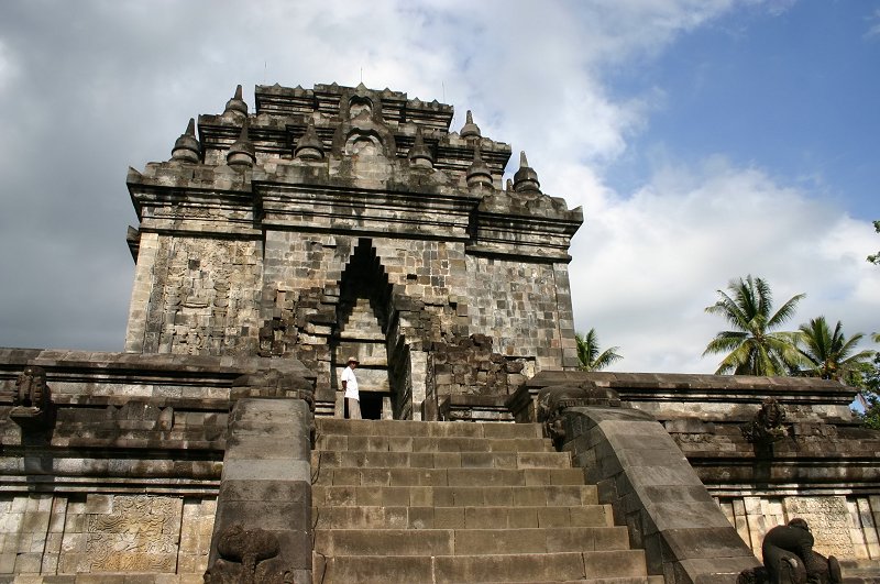 Lost Ark Jawa Tengah Provinsi 1000 Candi Sebagian Berada Atas
