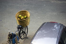 tender coconuts, home delivery, bandra east, street, street photo, mumbai, india, 