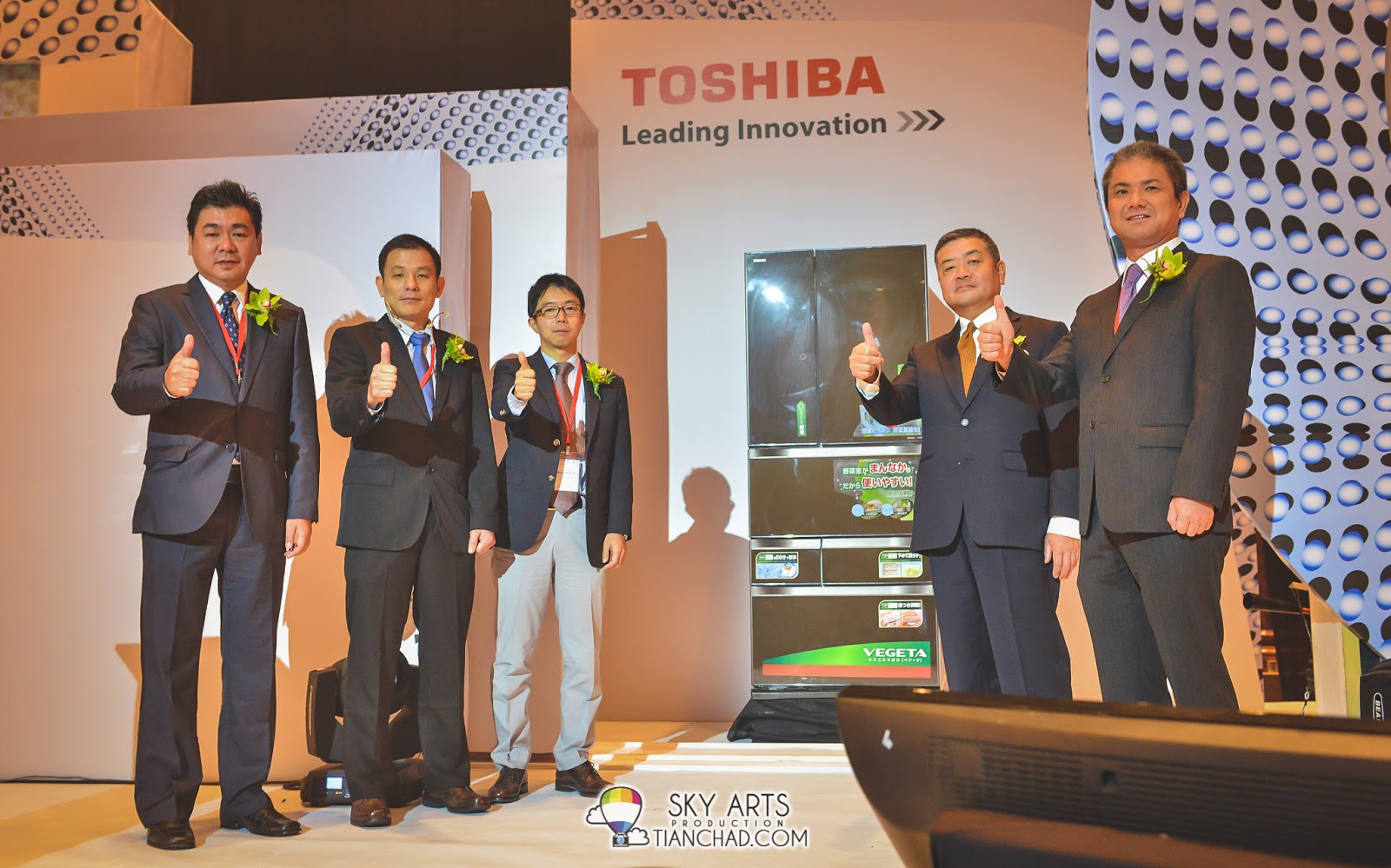 Toshiba VIPs together with the awesome Premium Multi-Door G-Series Inverter Refrigerator