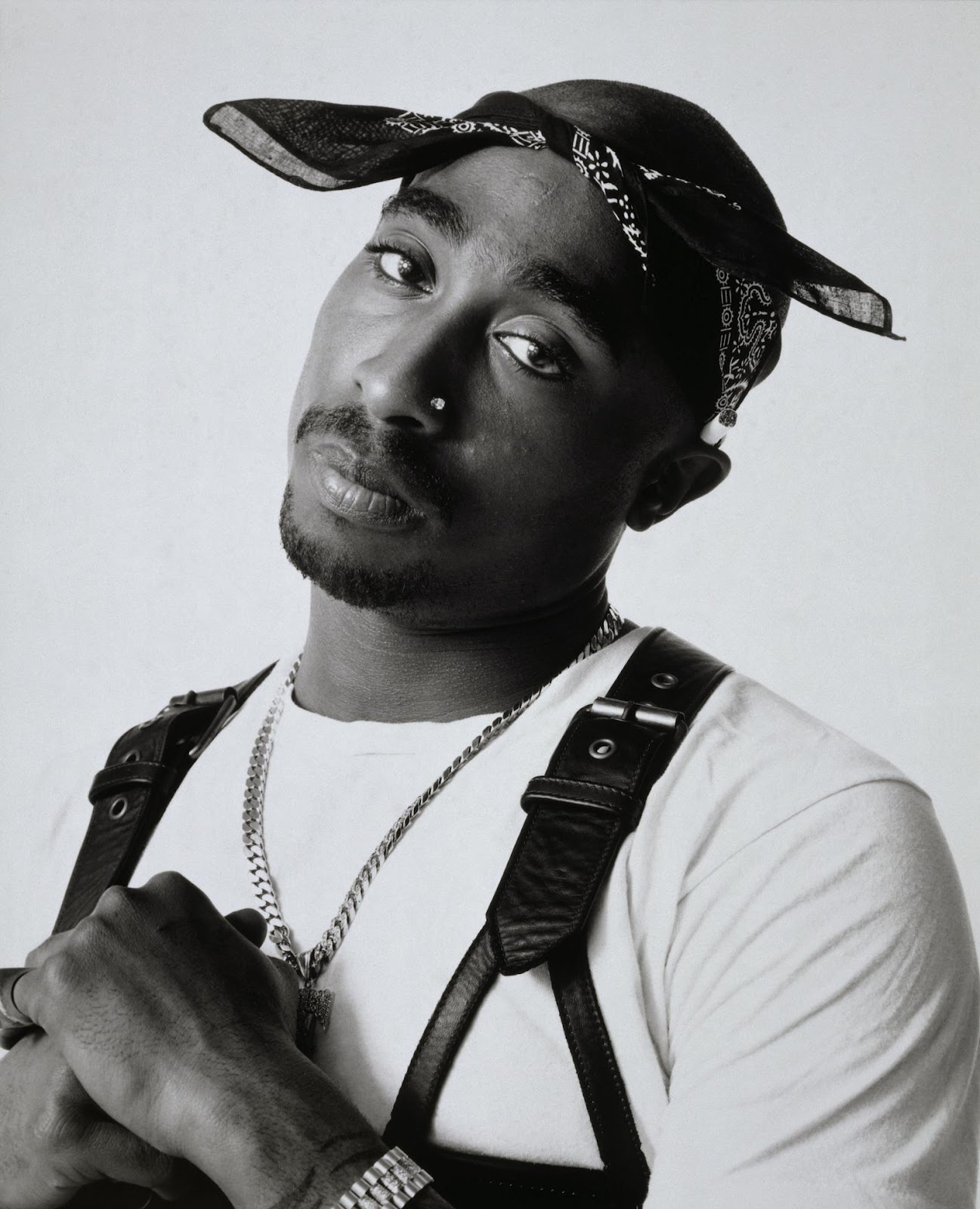 ballerswagg-tupac-shakur-the-life-of-a-born-rap-soldier