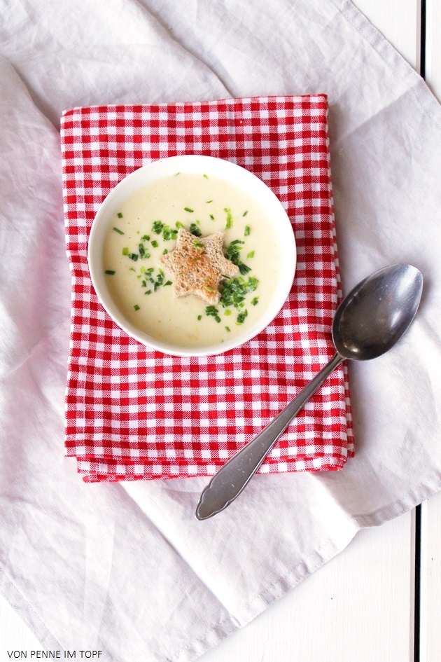 Penne im Topf: Kartoffel - Lauch - Suppe mit Schmelzkäse