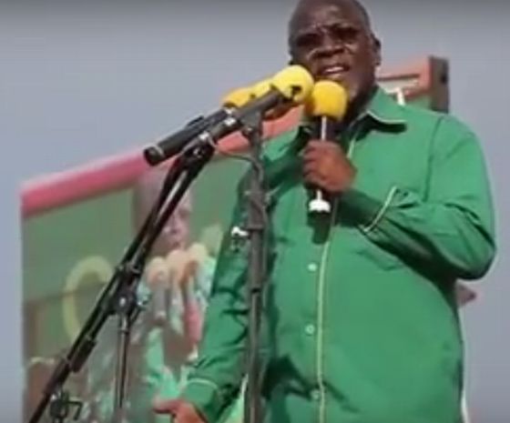 VIDEO: Magufuli aeleza maana ya vidole vya CHADEMA ........Ataka "People's Power" Imwangukie Yeye