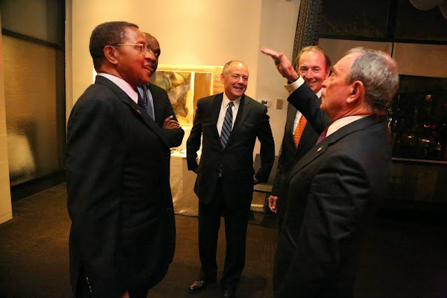 President Jakaya Mrisho Kikwete with the Mayor of New York and Chairman of the Bloomberg Philanthropies, Mr Michael Bloomberg, during a dinner in Washington DC on Monday July 4, 2014. Bloomberg Philanthropies are part of the major sponsors of the US-Africa Leadership Summit.