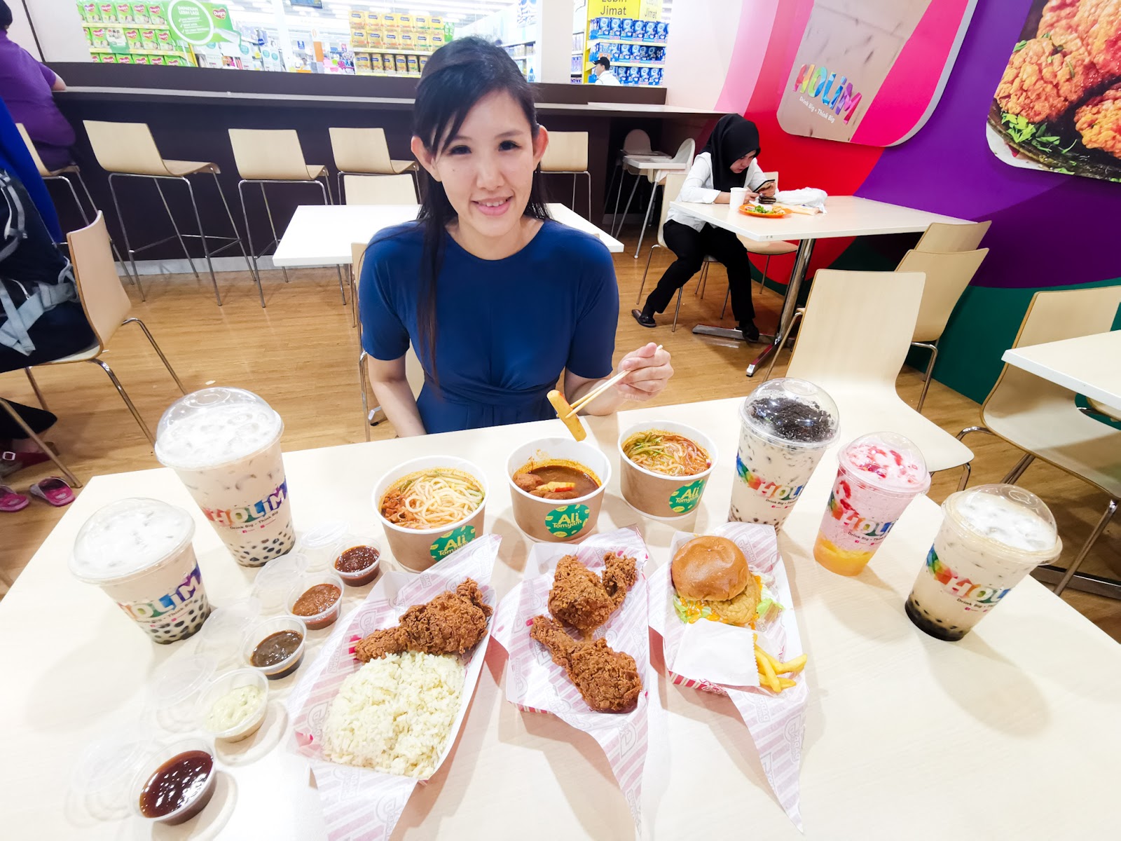 Holim Giant Tea, Daddy J Fried Chicken, Ali Tomyam at Tesco Mutiara