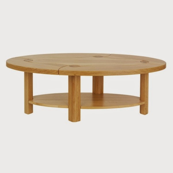 Oval table: a very inspiring piece of furniture!