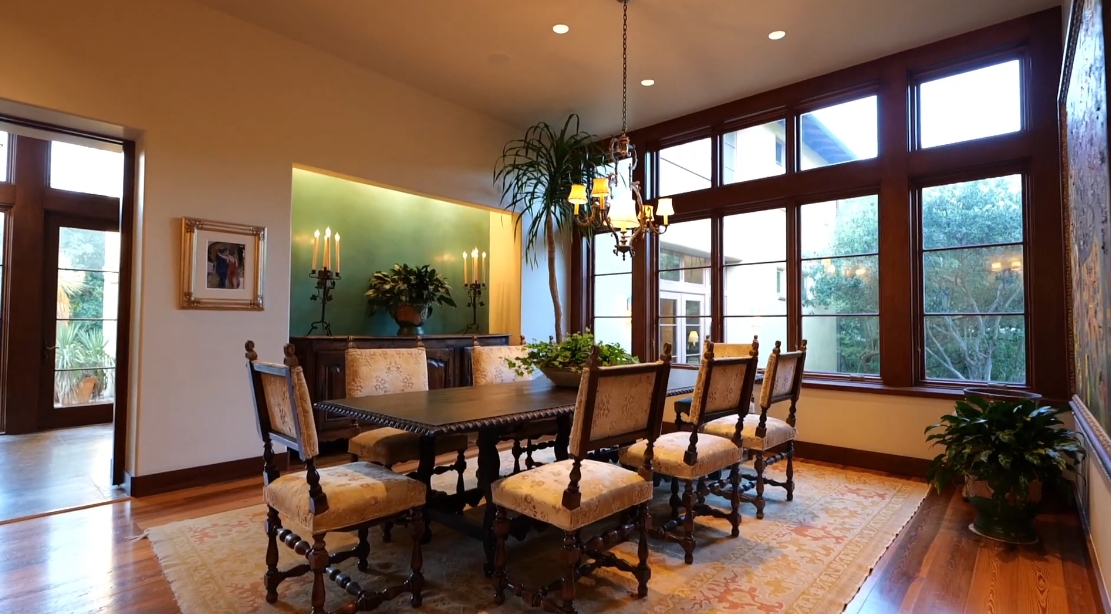 Tour Terrell Hills San Antonio, TX Manor vs. 17 Interior Design Photos