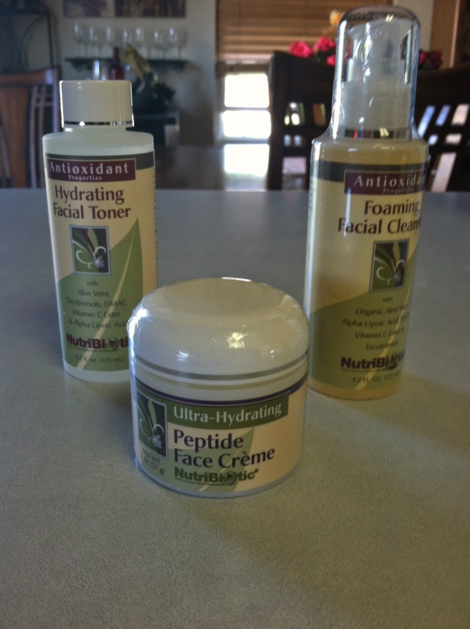 nutribiotic peptide face cream