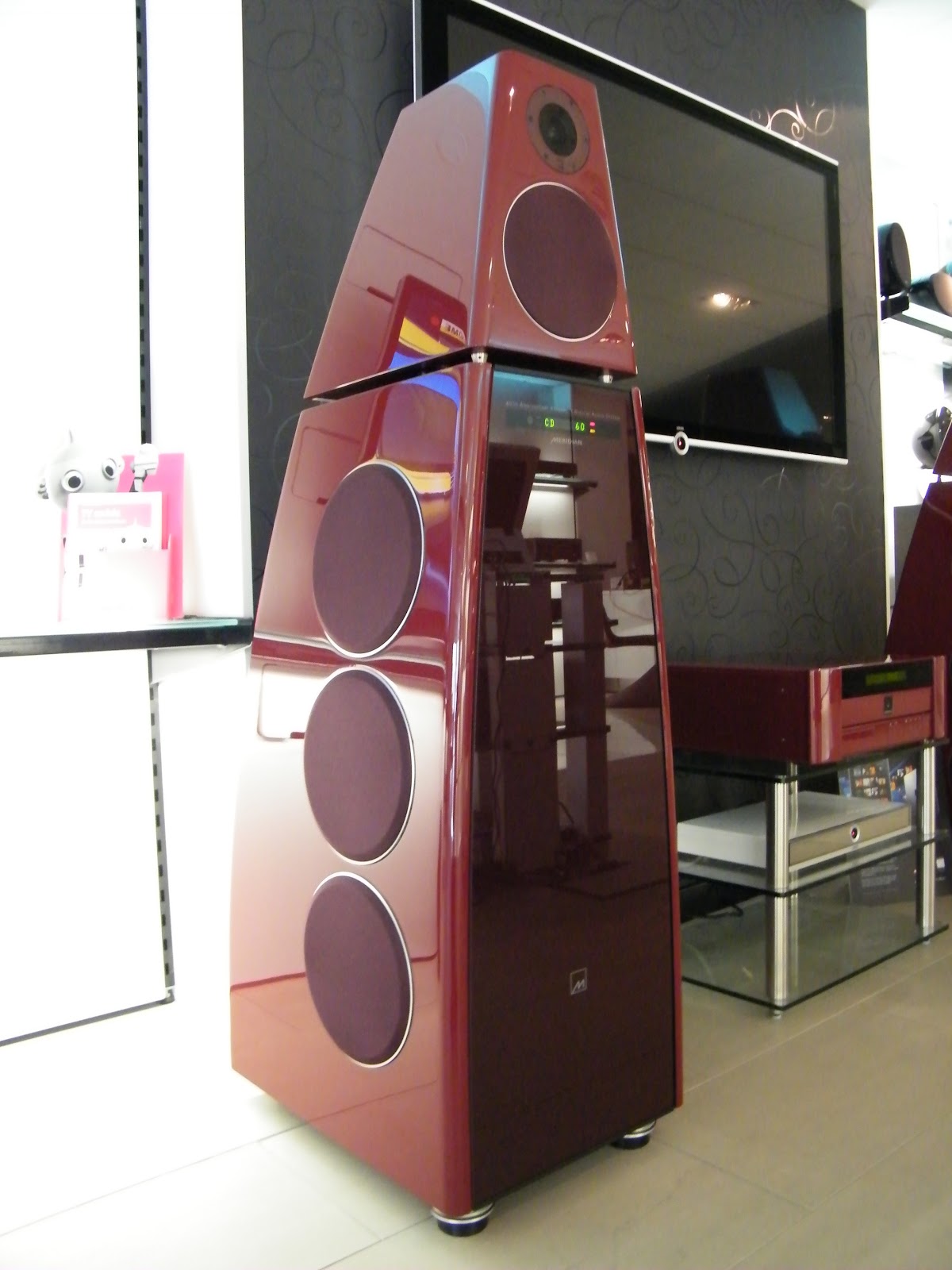 HOME CINEMA IN THE ALGARVE MERIDIAN SPEAKERS**THE GREATEST DIGITAL