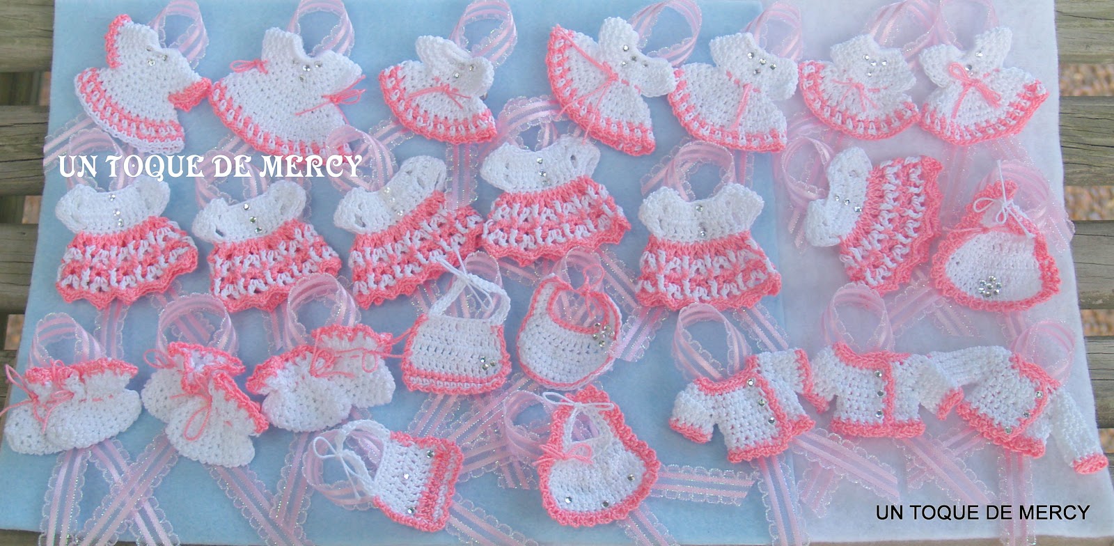 UN TOQUE DE MERCY RECUERDOS PARA BABY SHOWER.... DIFERENTES PRENDAS DE