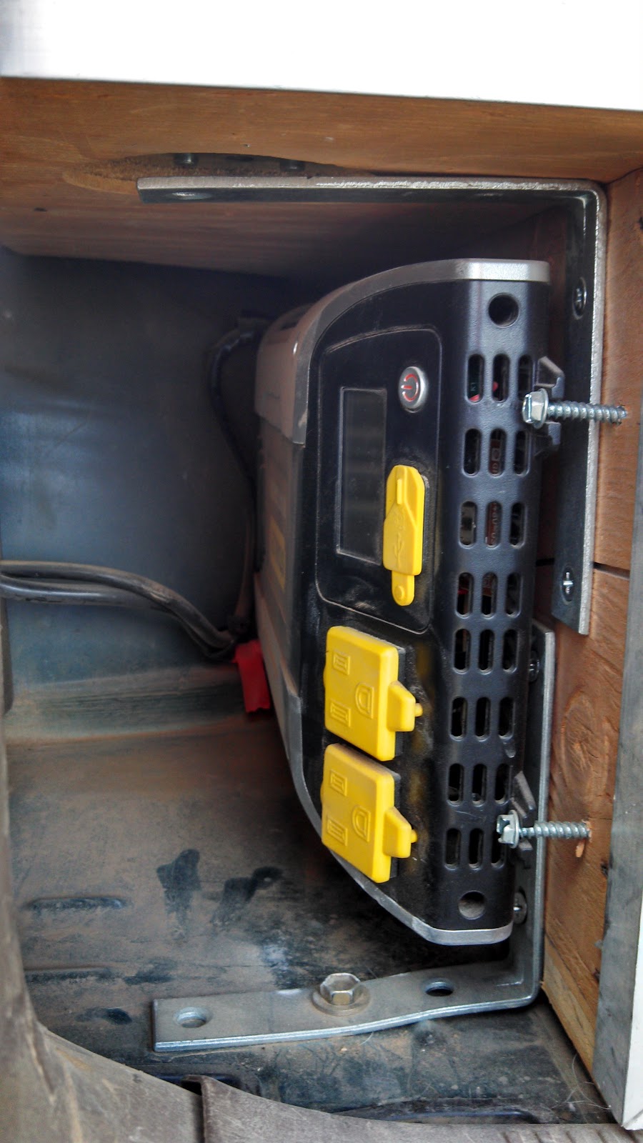 Installing a Power Inverter