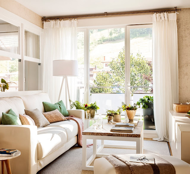 Pequeno sobrado 70 m² que encanta pela decoração feliz. Blog Achados de Decoração Pequeno sobrado 70 m² que encanta pela decoração feliz. Blog Achados de Decoração