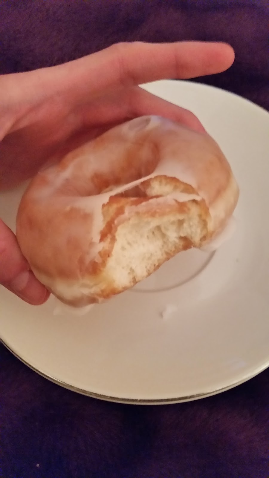 Trust Me Treats Greggs Glazed Donut review