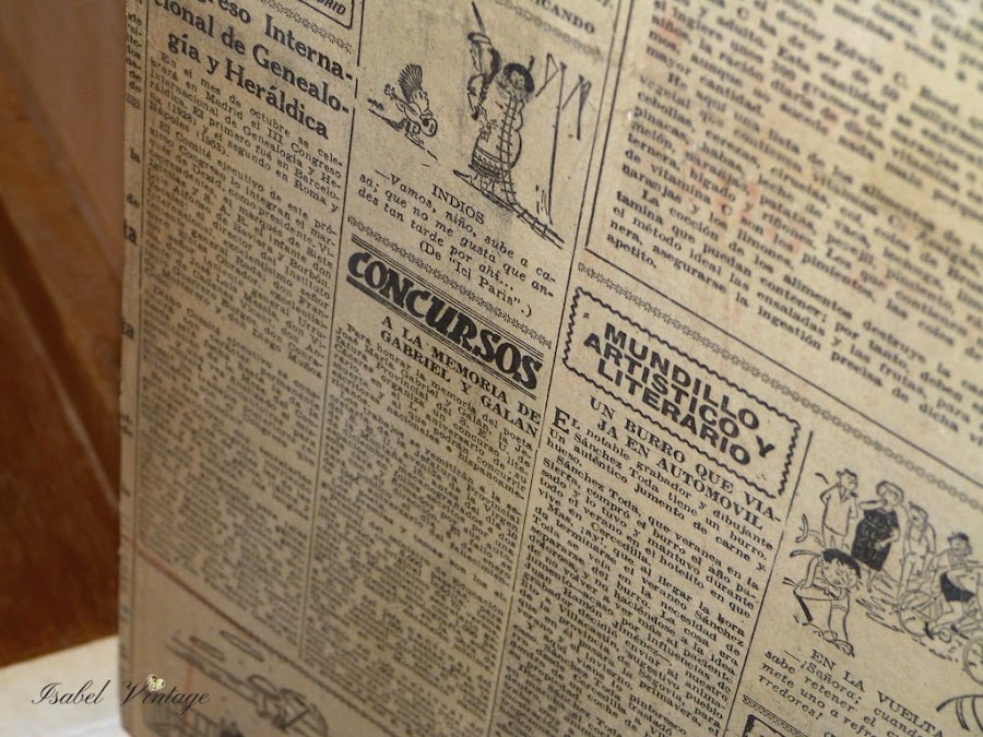 papel-periodico-antiguo-mesilla-noche