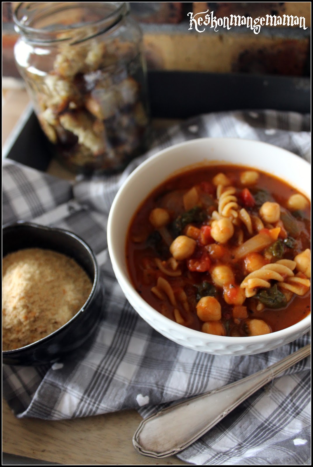 Keskonmangemaman?: Soupe à la tomate , pois chiches et ...