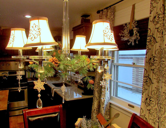 Holiday Home Tour - Decorating for Christmas 