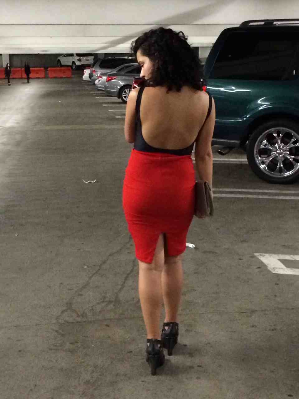 Tight Skirts Page Red pencil skirt (candid)