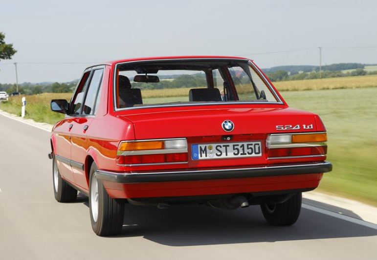 BMW 524 TD Diesel Revolution - Motor Lovers