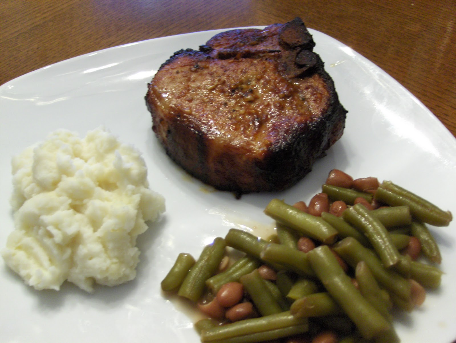 Diab2Cook Baked Pork Chop w/ Mashed Potatoes, Green & Shelly Beans, and...