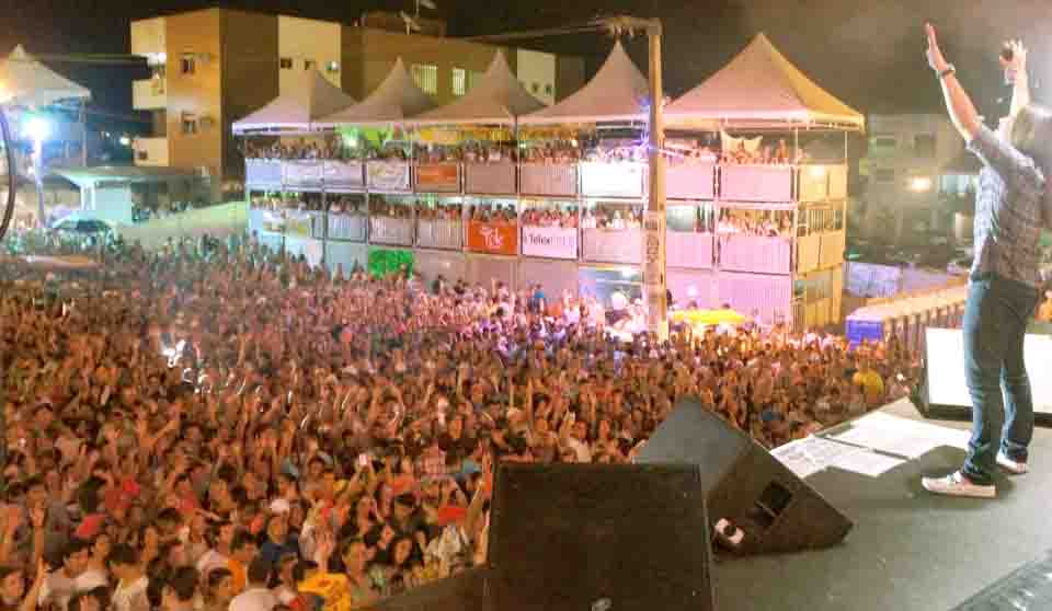 . Em Guarabira Festa da Luz atrai um grande público na 1ª noite