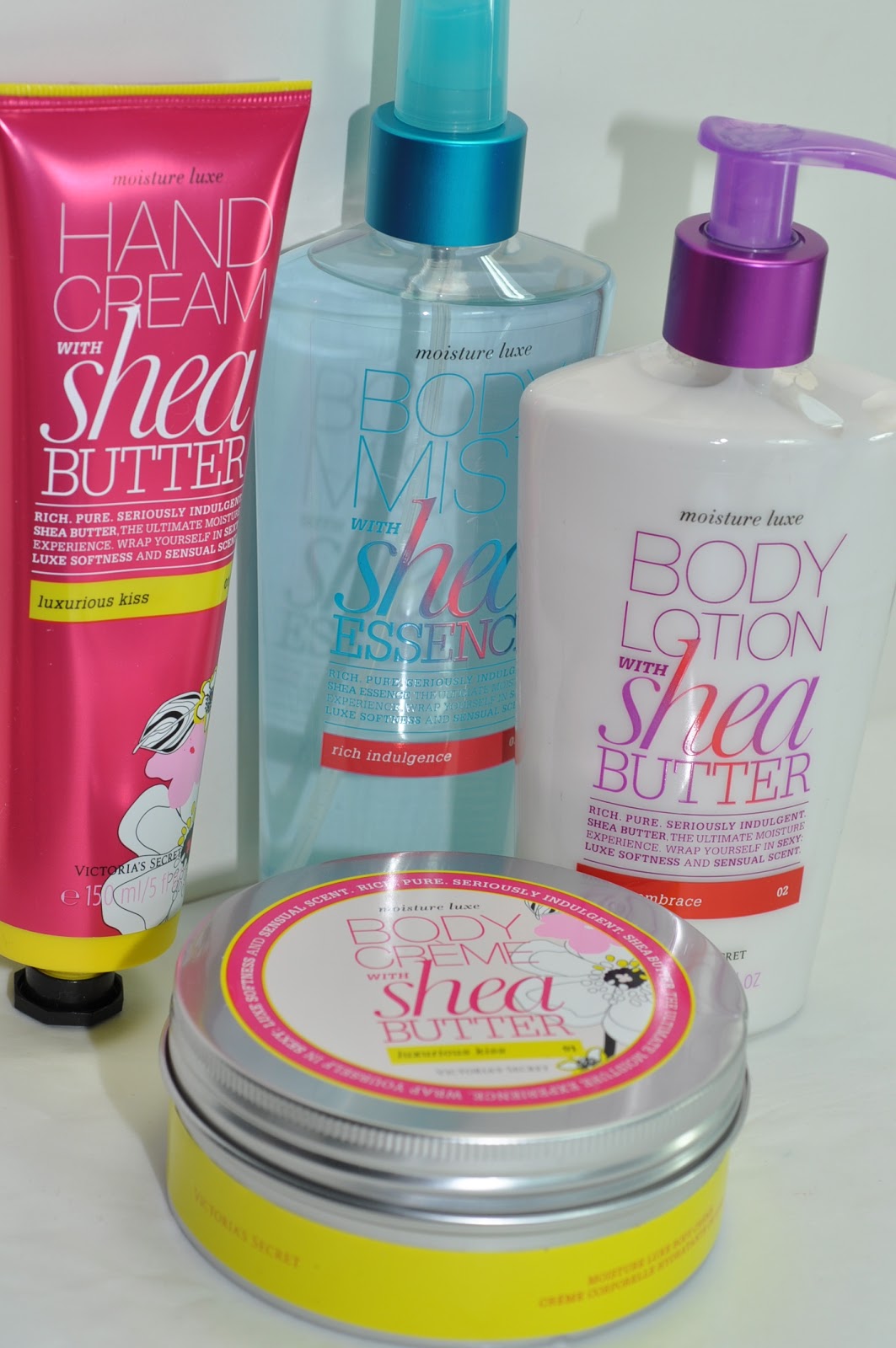  Bath & Body Works – Summertime Surf - 3 pc Bundle - Fine  Fragrance Mist, Ultimate Hydration Body Cream and Shower Gel - Winter 2021