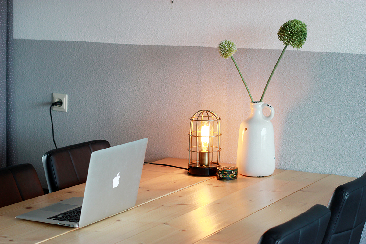 3 Manieren Om Een Tafellamp In Je Interieur Te Verwerken The Budget Life Blog Over Financien En Besparen